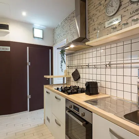 Old Town Sixteen Apartament Lublana