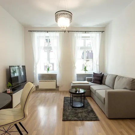 Old Town Sixteen * Lublana