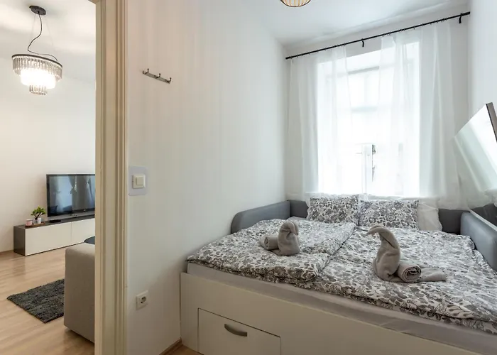 Old Town Sixteen Apartment